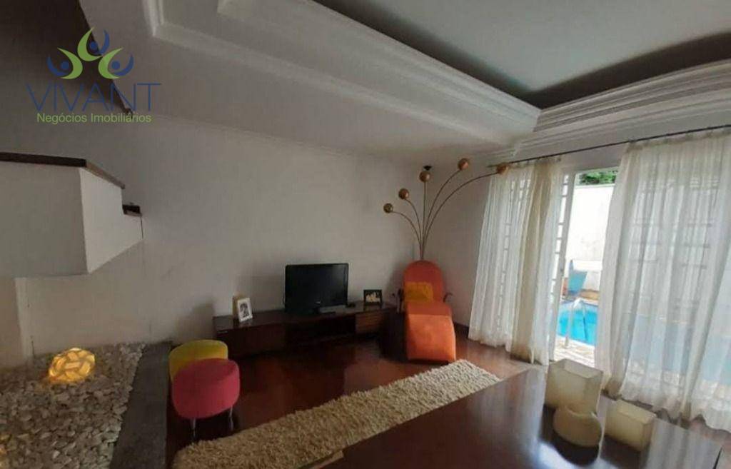 Sobrado à venda e aluguel com 3 quartos, 270m² - Foto 13