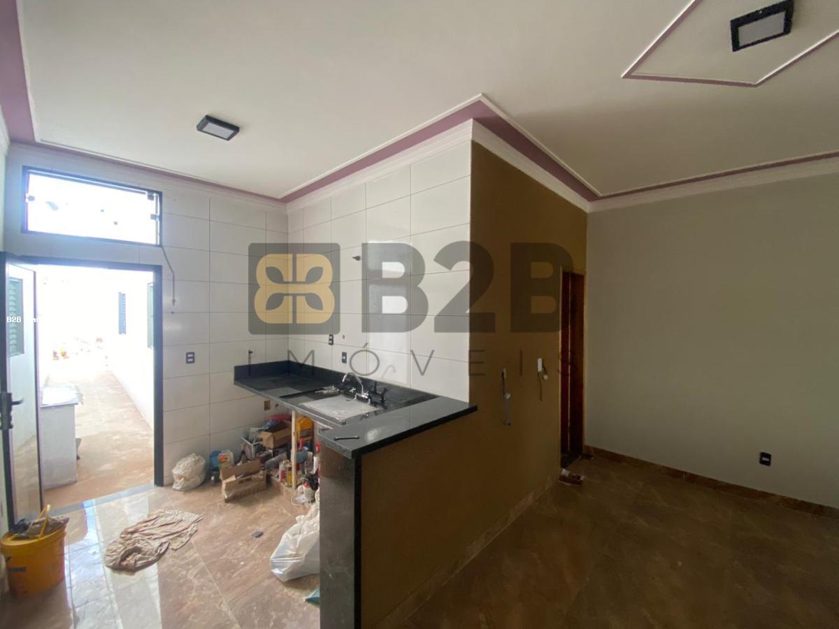 Casa à venda com 2 quartos, 115m² - Foto 7