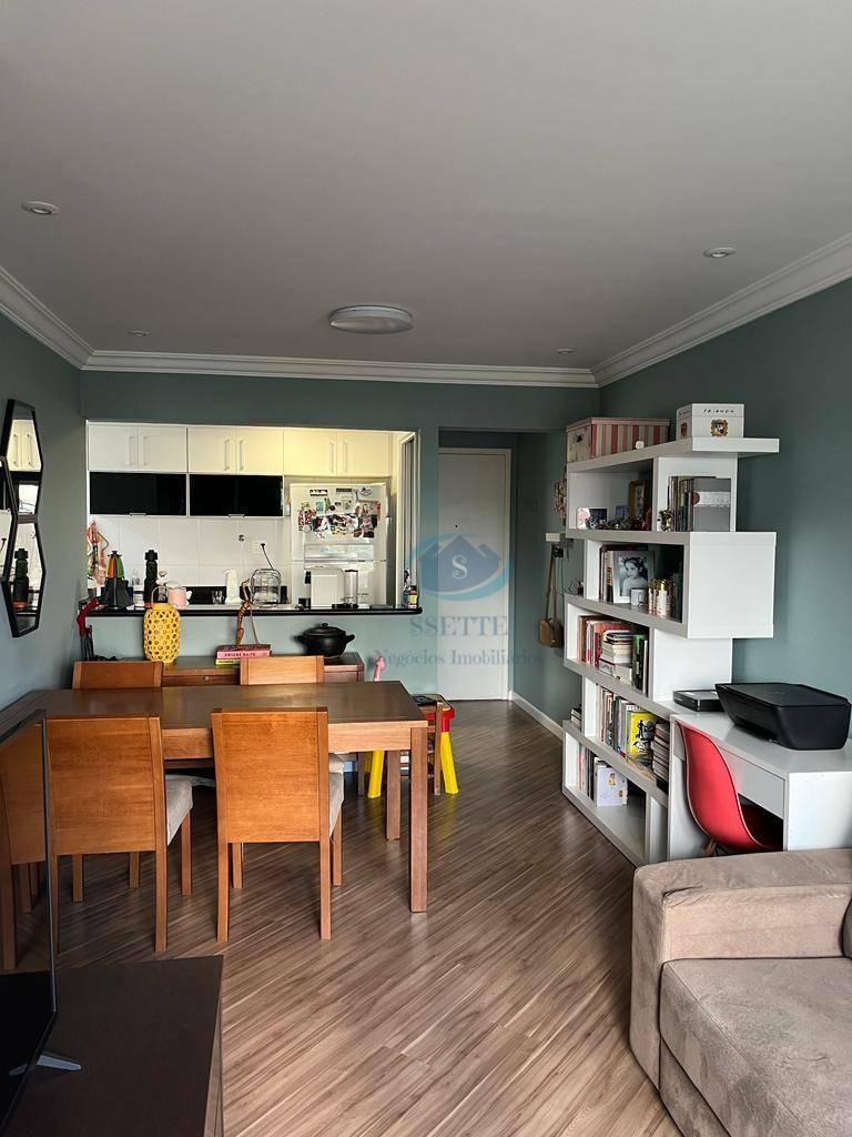 Apartamento à venda com 2 quartos, 56m² - Foto 4