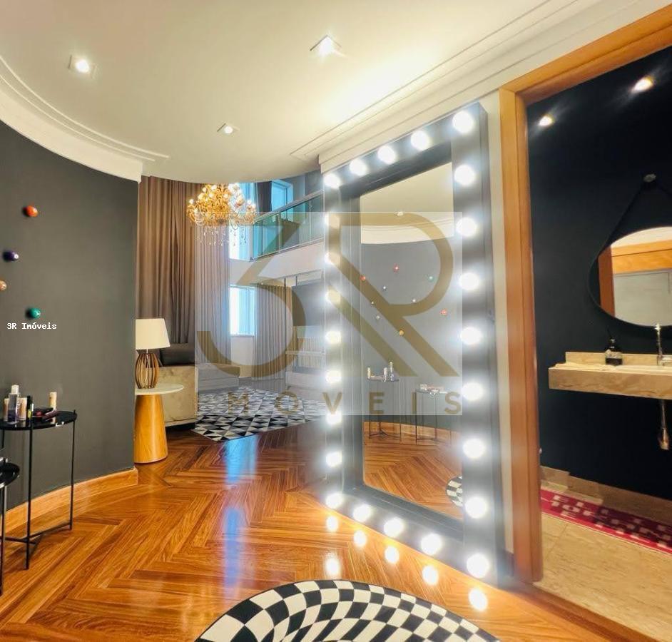 Apartamento à venda com 3 quartos, 239m² - Foto 7