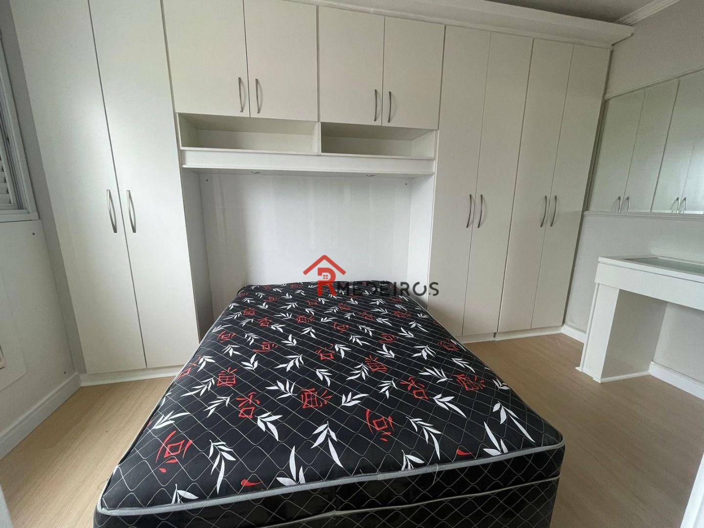 Apartamento à venda com 3 quartos, 150m² - Foto 11