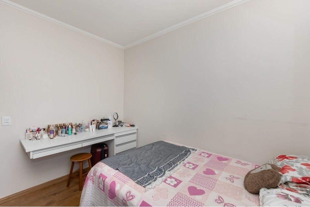 Apartamento à venda com 3 quartos, 117m² - Foto 4