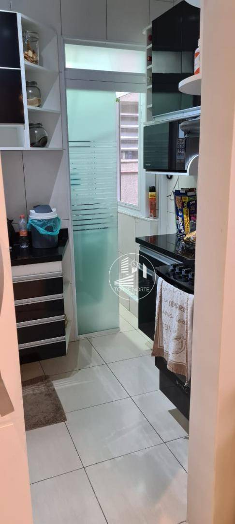 Apartamento à venda com 2 quartos, 60m² - Foto 15