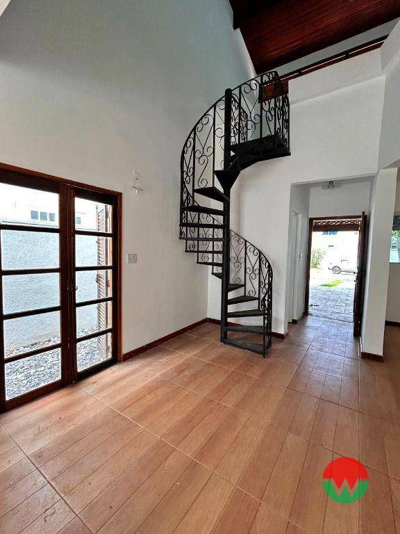 Casa de Condomínio à venda com 4 quartos, 247m² - Foto 5