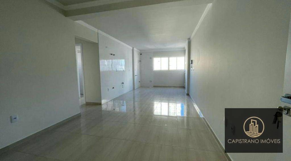 Apartamento à venda com 2 quartos, 67m² - Foto 5