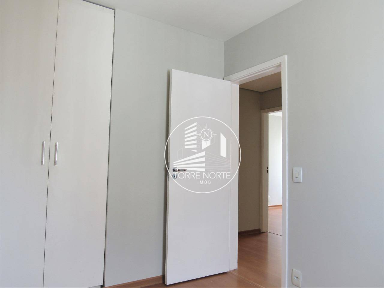 Apartamento à venda com 3 quartos, 87m² - Foto 10