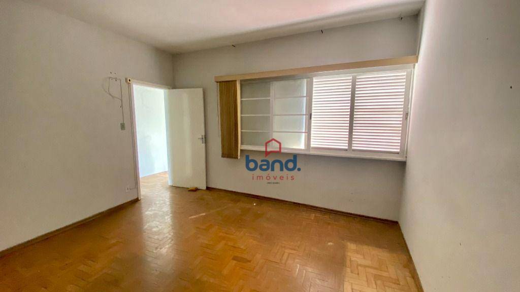 Casa à venda com 3 quartos, 220m² - Foto 12