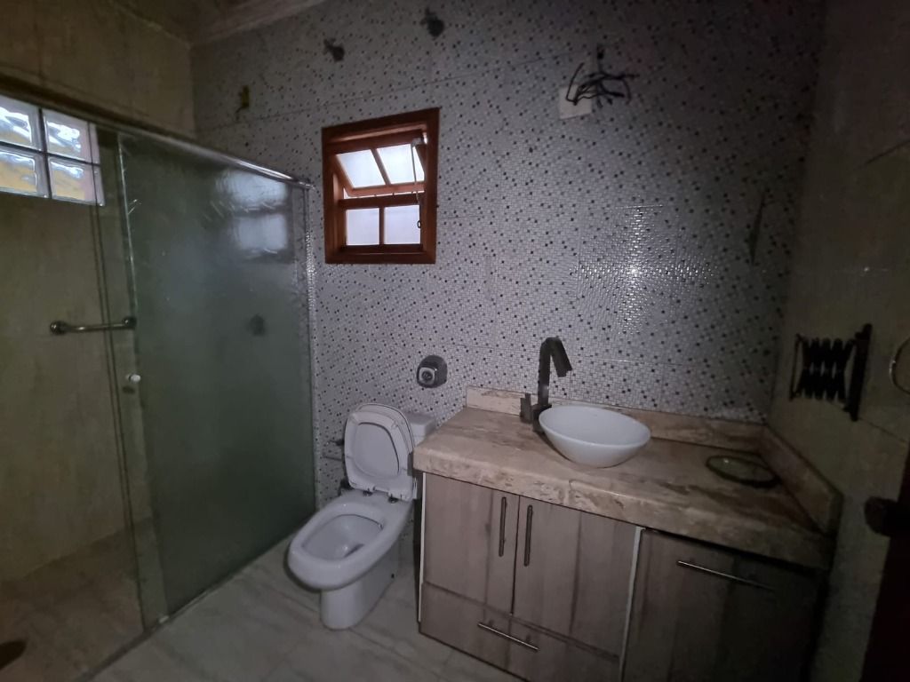 Casa à venda com 4 quartos, 150m² - Foto 20