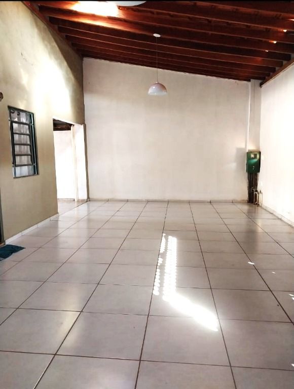 Casa à venda com 2 quartos, 134m² - Foto 2