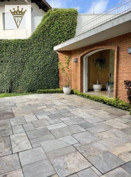 Casa para alugar com 4 quartos, 553m² - Foto 14