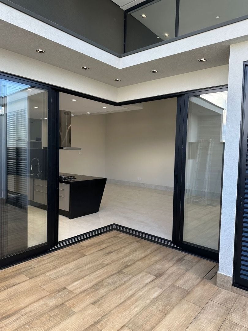 Casa à venda com 3 quartos, 225m² - Foto 19