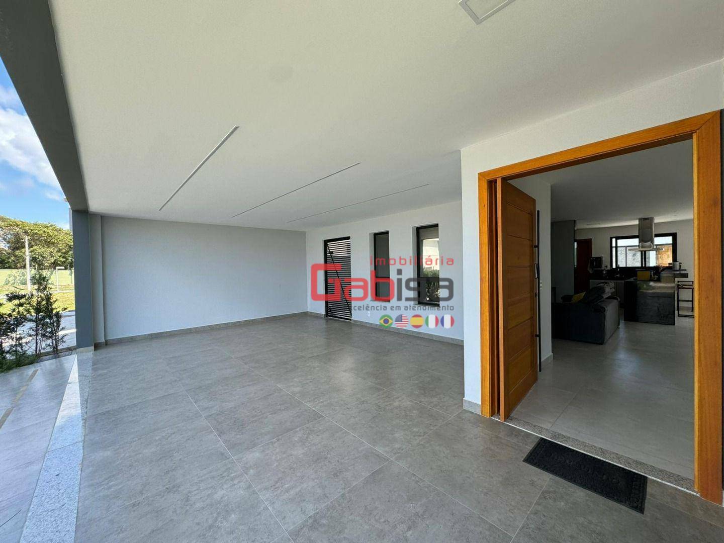 Casa de Condomínio à venda com 4 quartos, 381m² - Foto 3