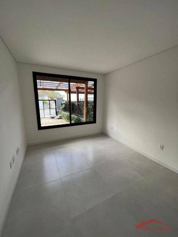 Casa à venda com 3 quartos, 129m² - Foto 11