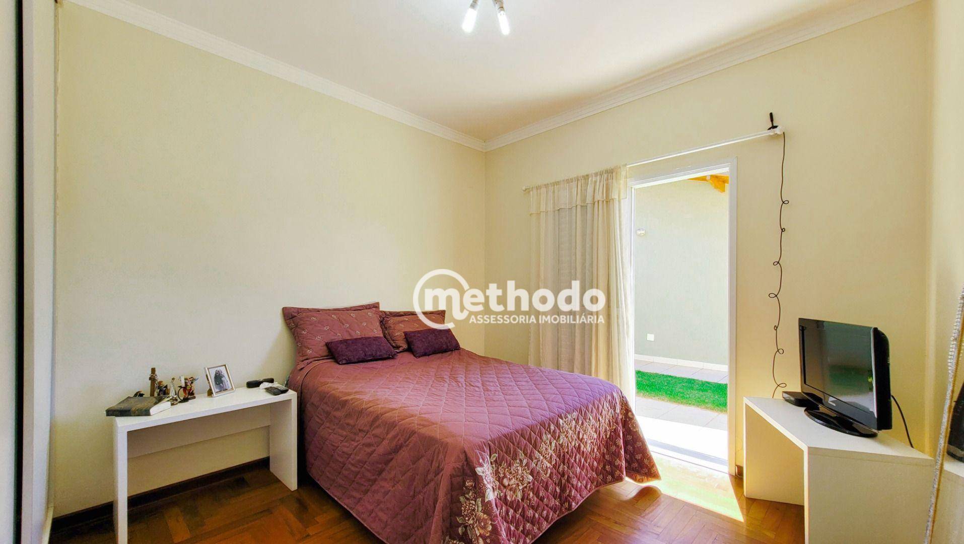 Casa de Condomínio à venda com 4 quartos, 250m² - Foto 16