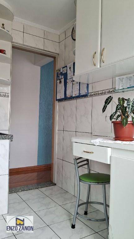 Apartamento à venda com 2 quartos, 56m² - Foto 12