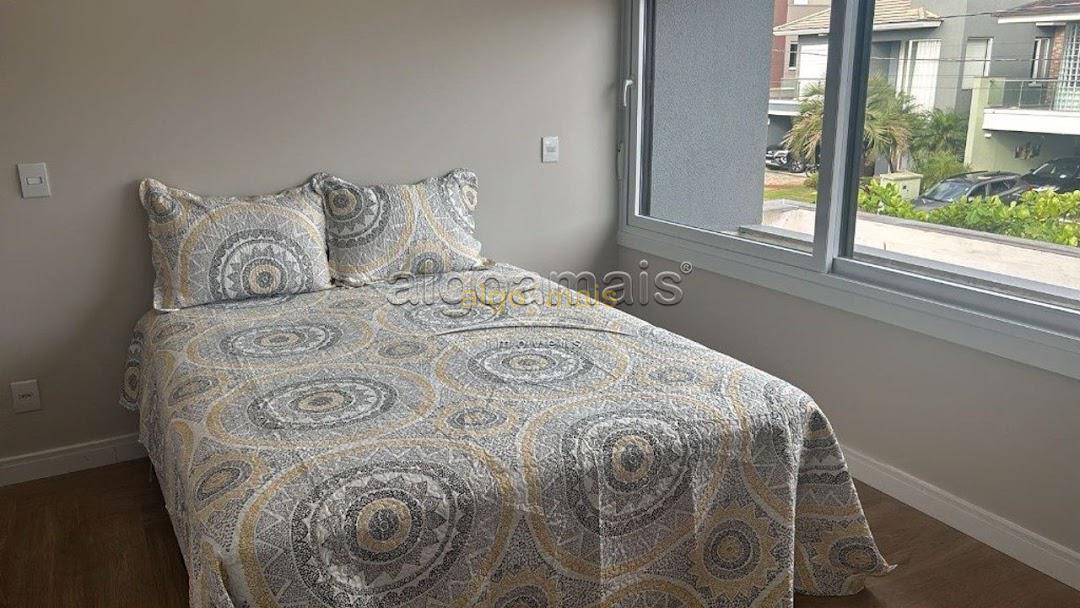 Casa de Condomínio à venda com 4 quartos, 260m² - Foto 12