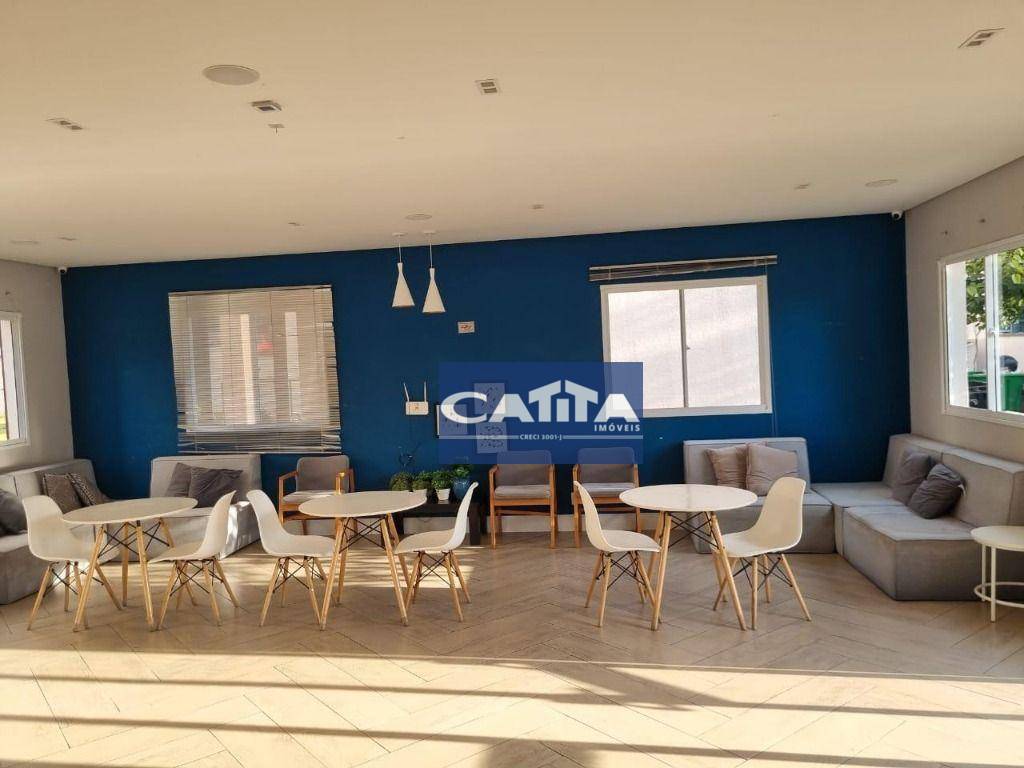 Apartamento à venda com 2 quartos, 42m² - Foto 17