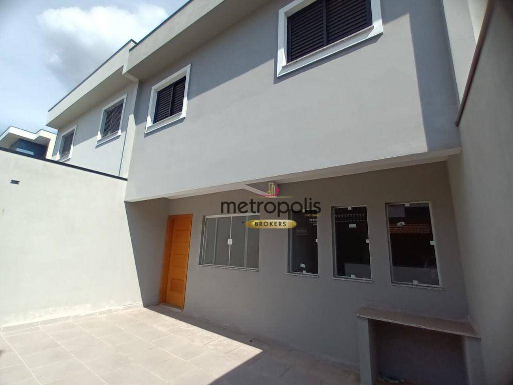 Sobrado à venda com 3 quartos, 67m² - Foto 1