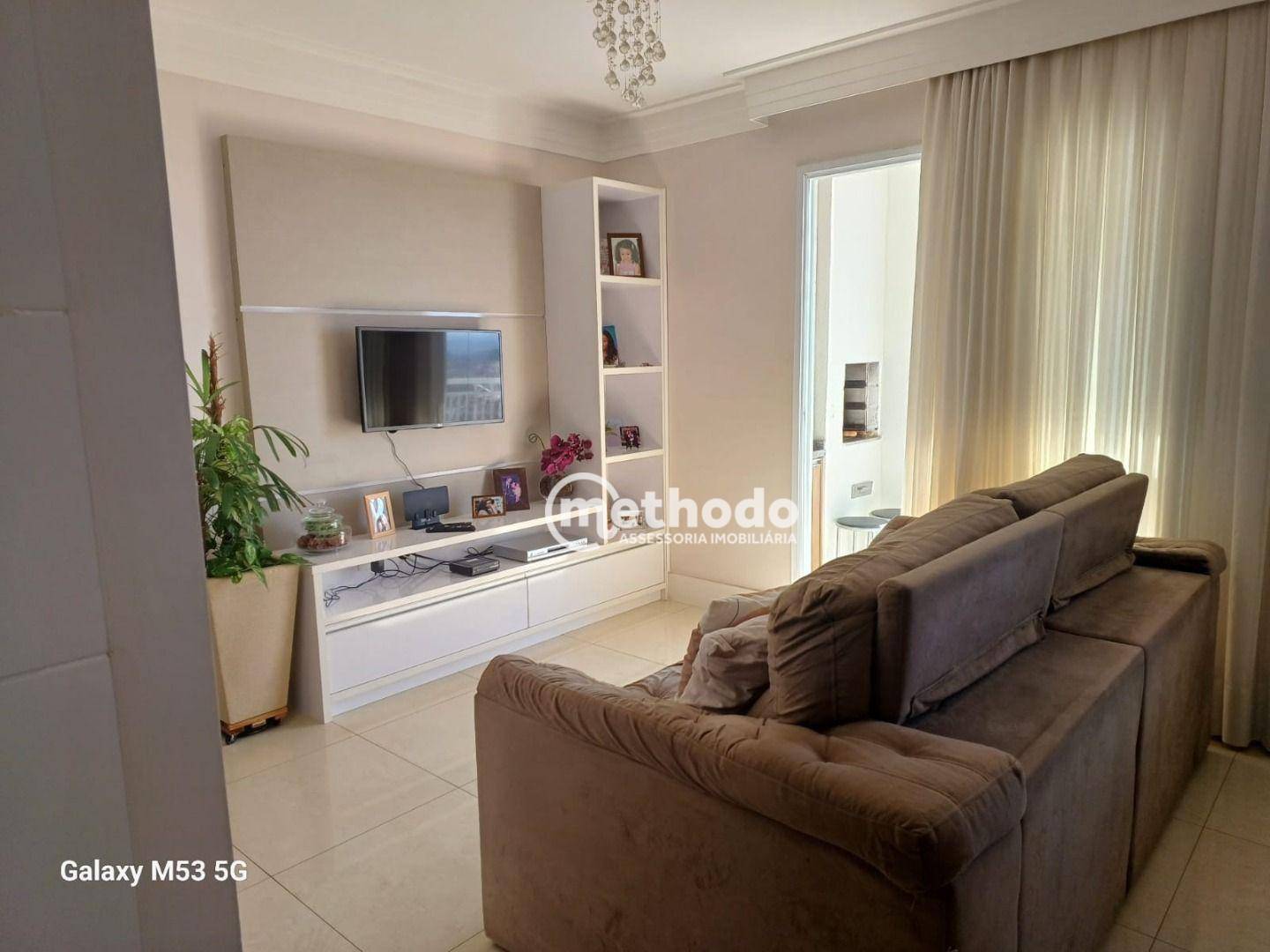 Apartamento à venda com 3 quartos, 86m² - Foto 1