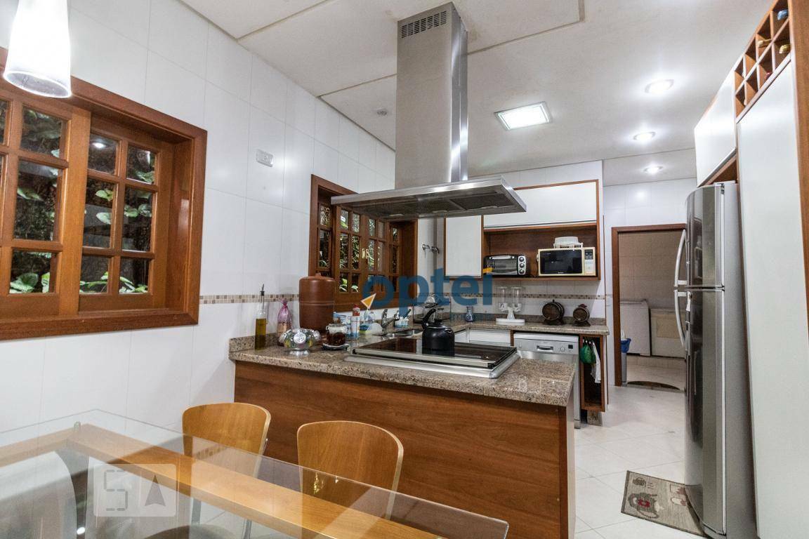 Casa à venda e aluguel com 4 quartos, 471m² - Foto 37