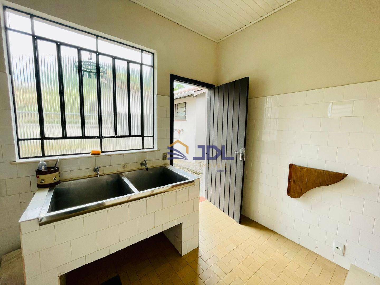 Casa à venda com 4 quartos, 292m² - Foto 26