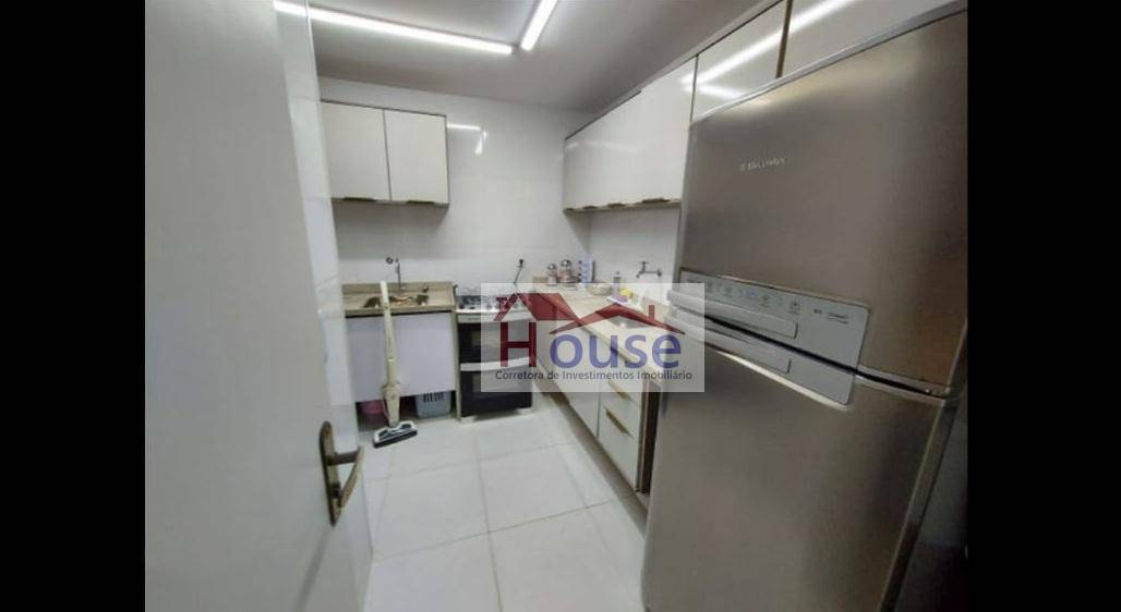 Apartamento à venda com 2 quartos, 60m² - Foto 4