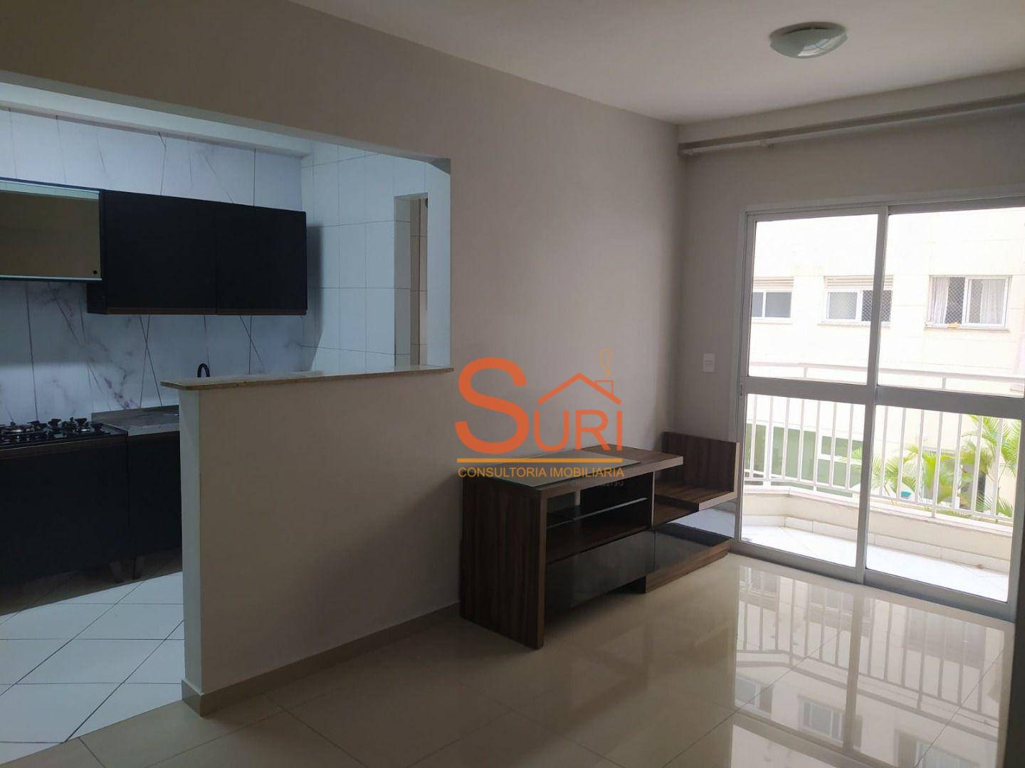 Apartamento à venda com 2 quartos, 63m² - Foto 2