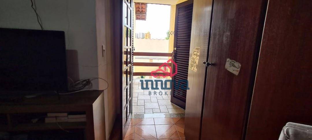 Casa à venda com 3 quartos, 150m² - Foto 19