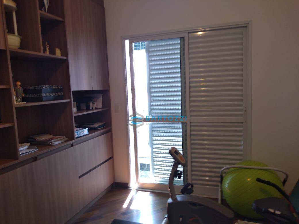 Apartamento para alugar com 4 quartos, 260m² - Foto 13