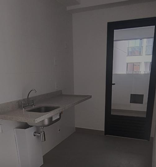 Apartamento à venda com 2 quartos, 58m² - Foto 4