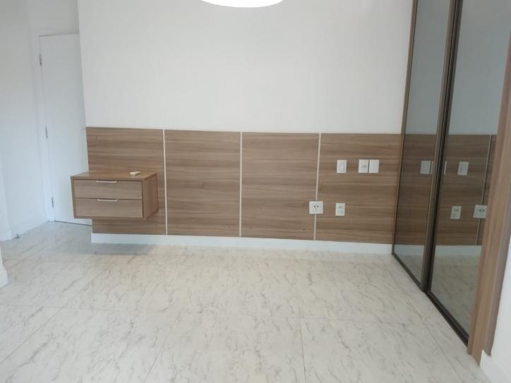 Apartamento para alugar com 3 quartos, 100m² - Foto 15