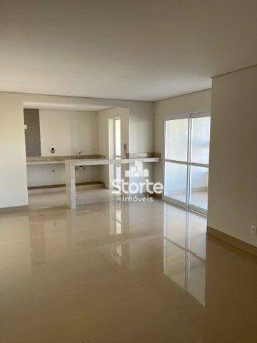 Apartamento à venda com 3 quartos, 119m² - Foto 4