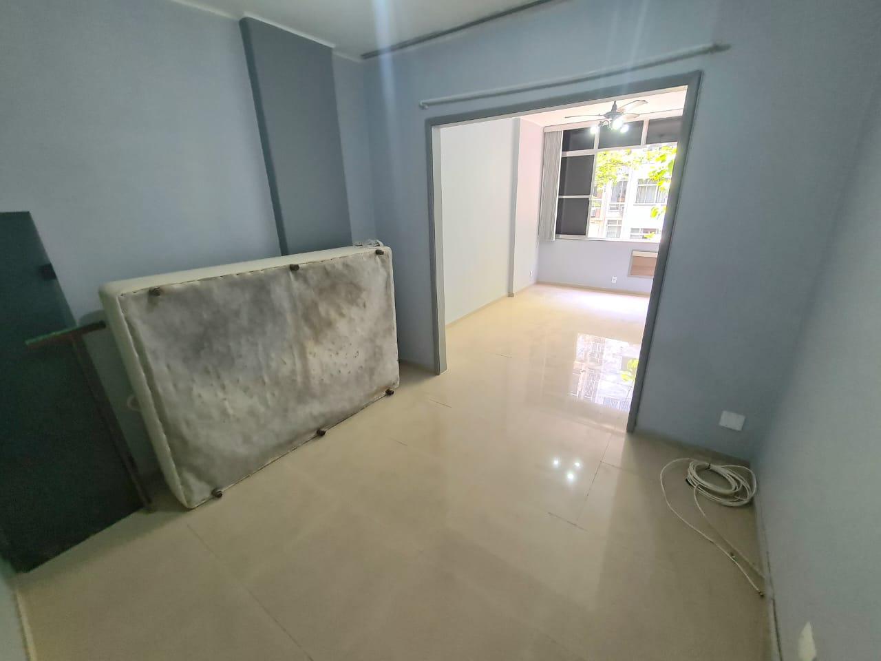 Apartamento à venda com 1 quarto, 39m² - Foto 25