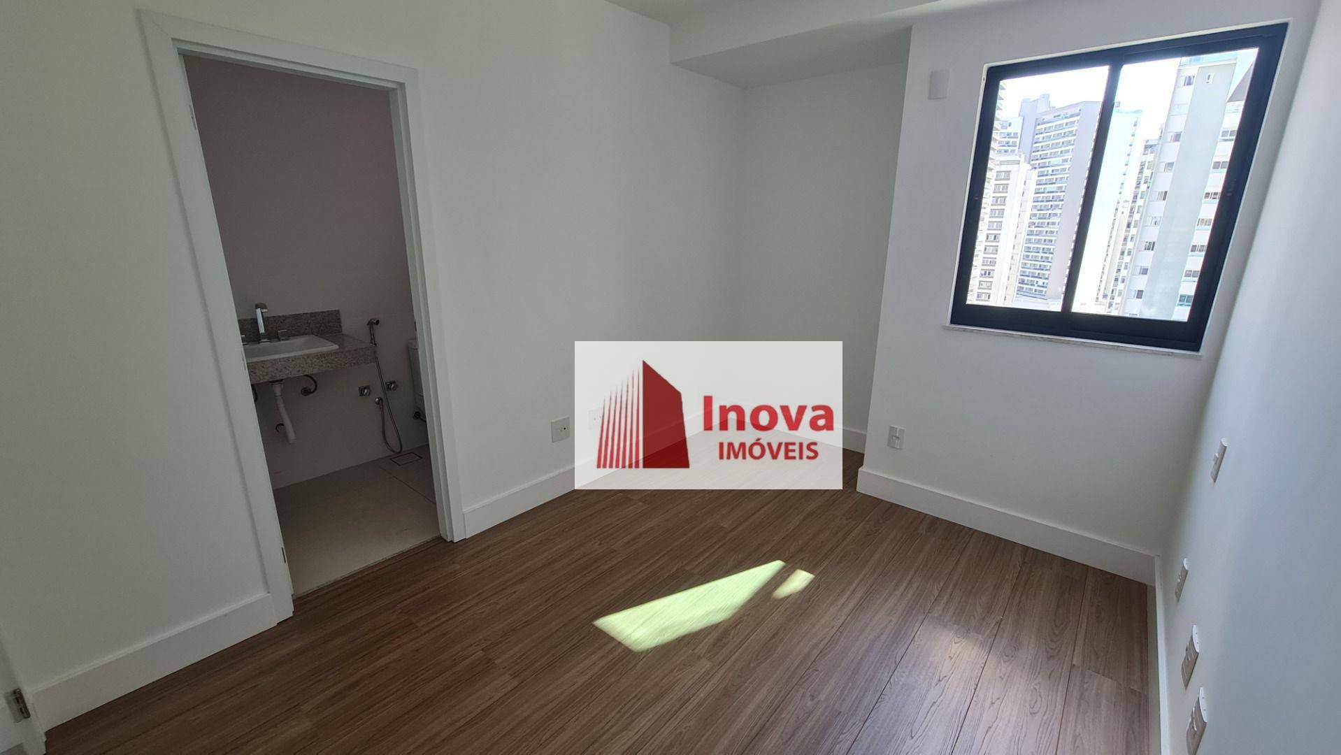 Apartamento à venda com 4 quartos, 250m² - Foto 30