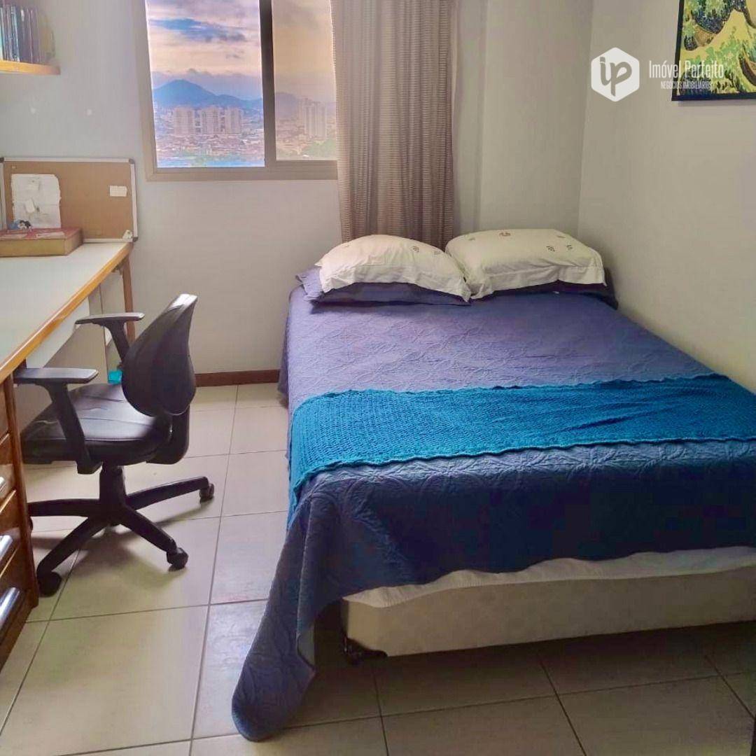 Apartamento à venda com 4 quartos, 162m² - Foto 6