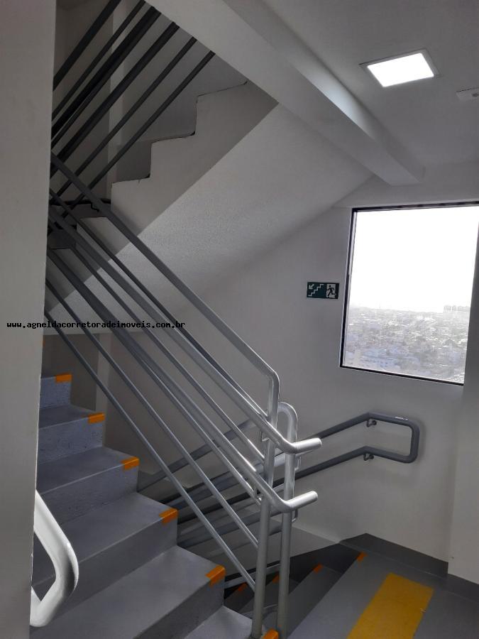 Cobertura à venda com 3 quartos, 200m² - Foto 14