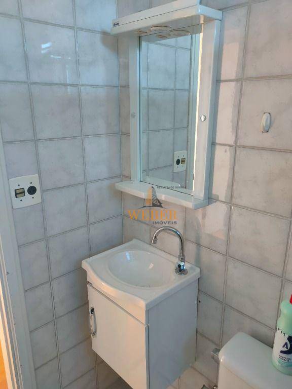 Apartamento à venda com 2 quartos, 62m² - Foto 13