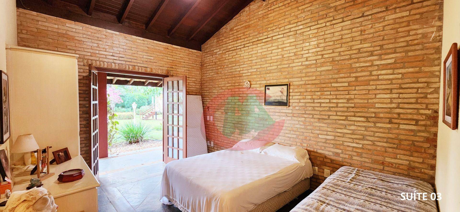 Chácara à venda com 4 quartos, 729m² - Foto 37