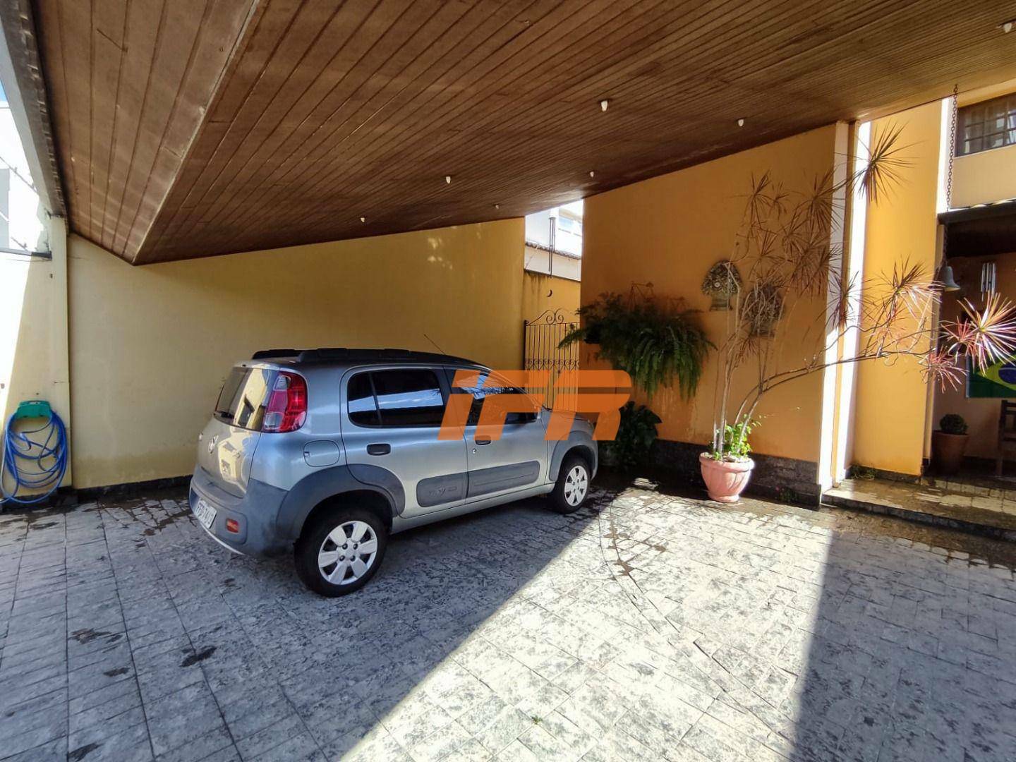 Sobrado à venda com 4 quartos, 300m² - Foto 4