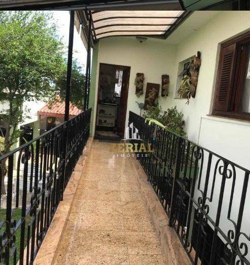 Casa à venda com 3 quartos, 290m² - Foto 7