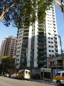 Apartamento à venda com 3 quartos, 226m² - Foto 19