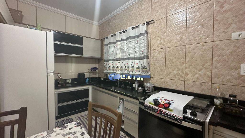 Casa à venda com 3 quartos, 139m² - Foto 17