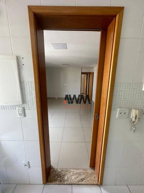 Apartamento à venda com 2 quartos, 72m² - Foto 13