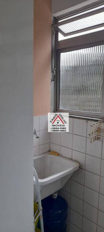 Apartamento à venda com 2 quartos, 64m² - Foto 28