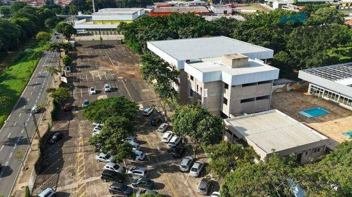 Prédio Inteiro para alugar, 840m² - Foto 27