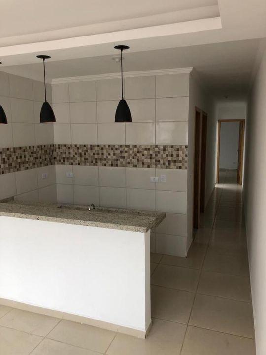 Casa à venda com 2 quartos, 55m² - Foto 2