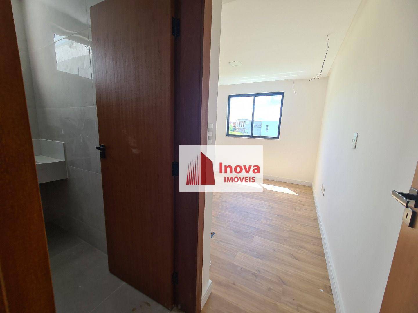 Casa de Condomínio à venda com 4 quartos, 330m² - Foto 24