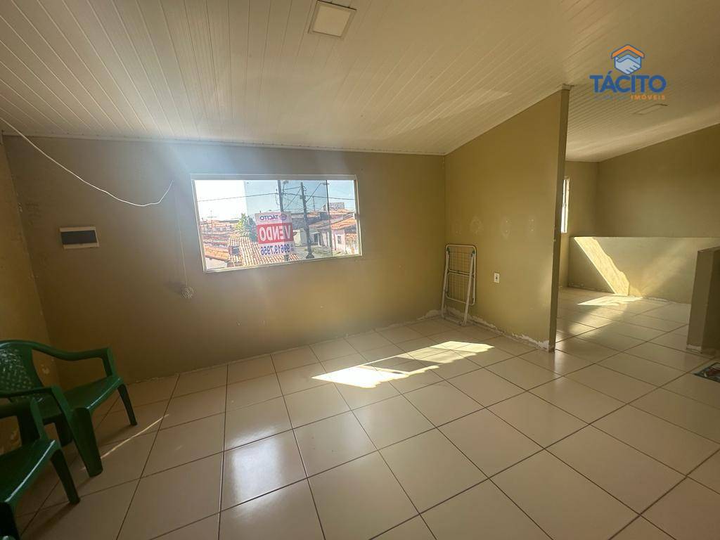 Casa à venda com 8 quartos, 400m² - Foto 27