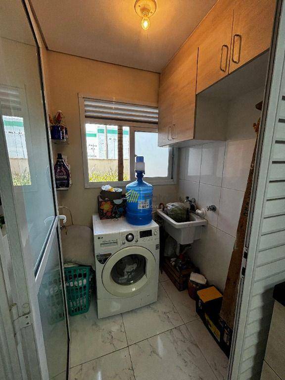 Apartamento à venda com 2 quartos, 75m² - Foto 30