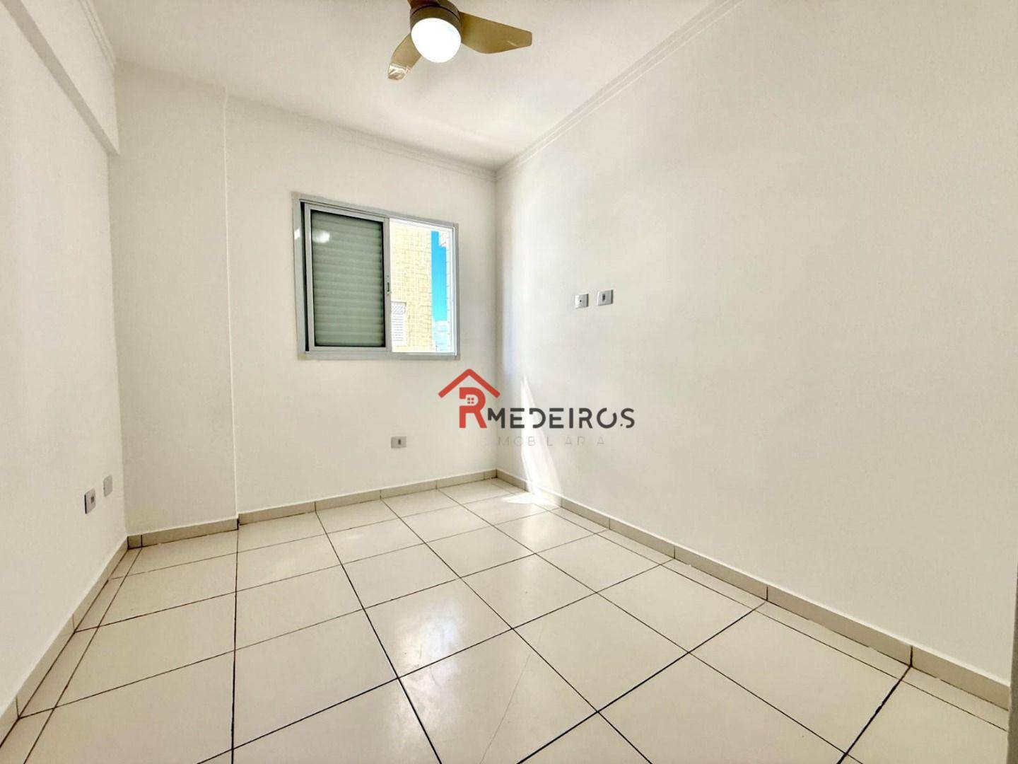 Apartamento à venda com 1 quarto, 40m² - Foto 11